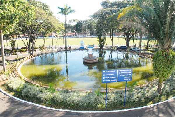 Parque de Exposição Fernando Costa