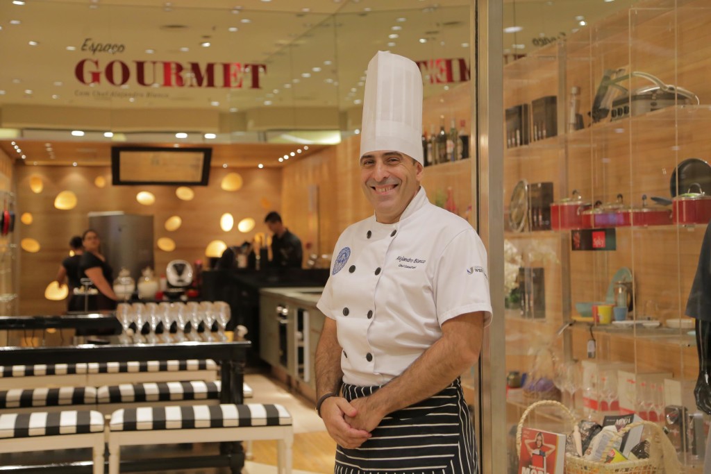 O Espaço Gourmet RibeirãoShopping tem a parceria do chef espanhol Alejandro Blanco